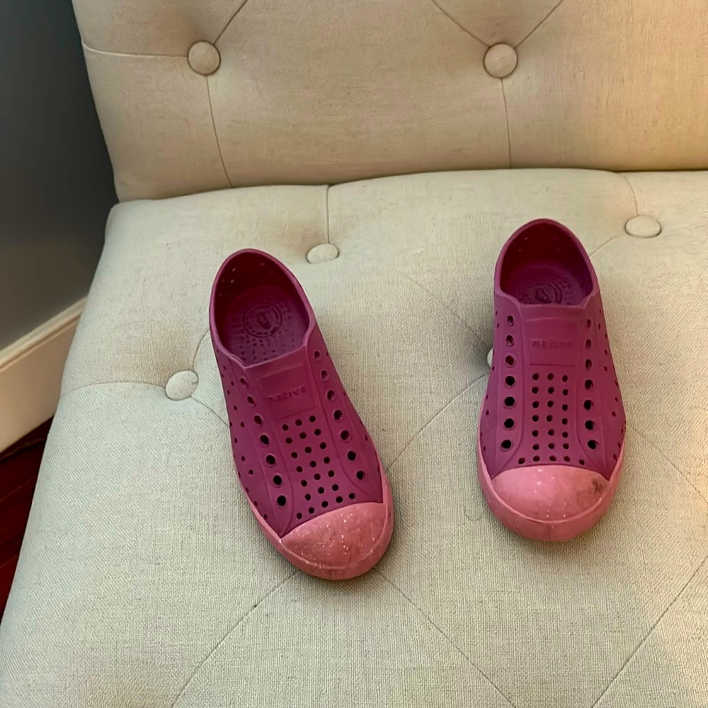 Size 12 Natives